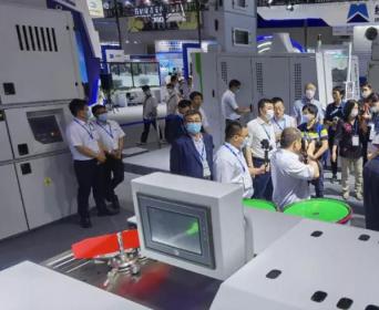 纺机展回顾｜经纬纺机为ITMA2020带来突破性创新盛宴